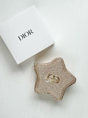 ✨NIB Limited Edition Sparkly Dior Star Makeup Pouch